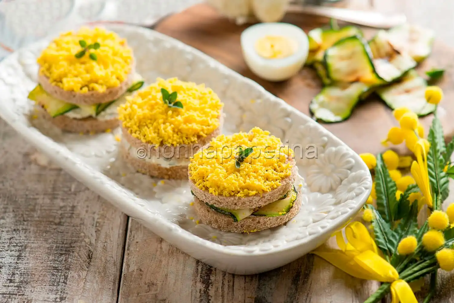 Bocconcini mimosa, ideali per la Festa della Donna