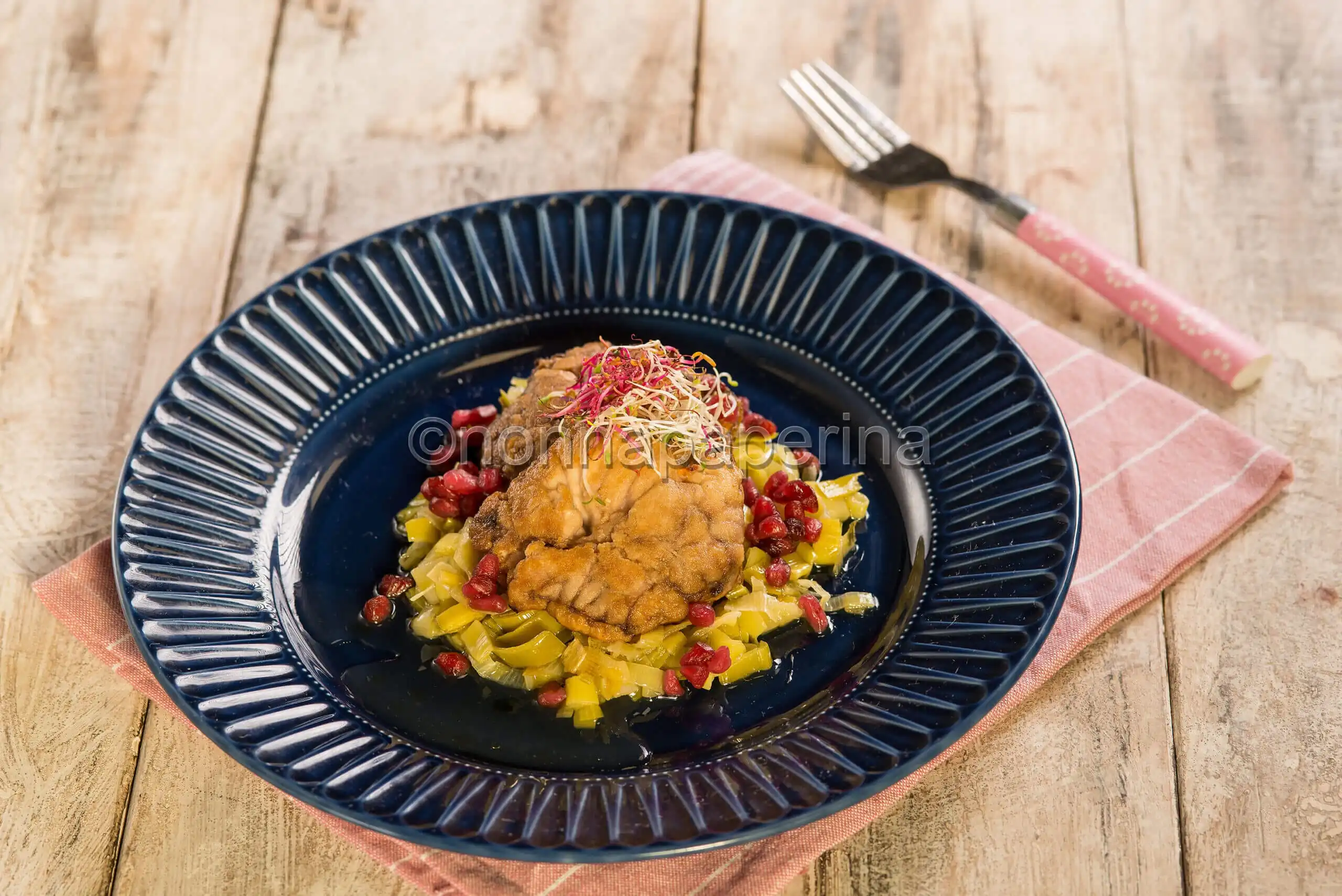 Cervella di vitello con porri, delle frattaglie gourmet