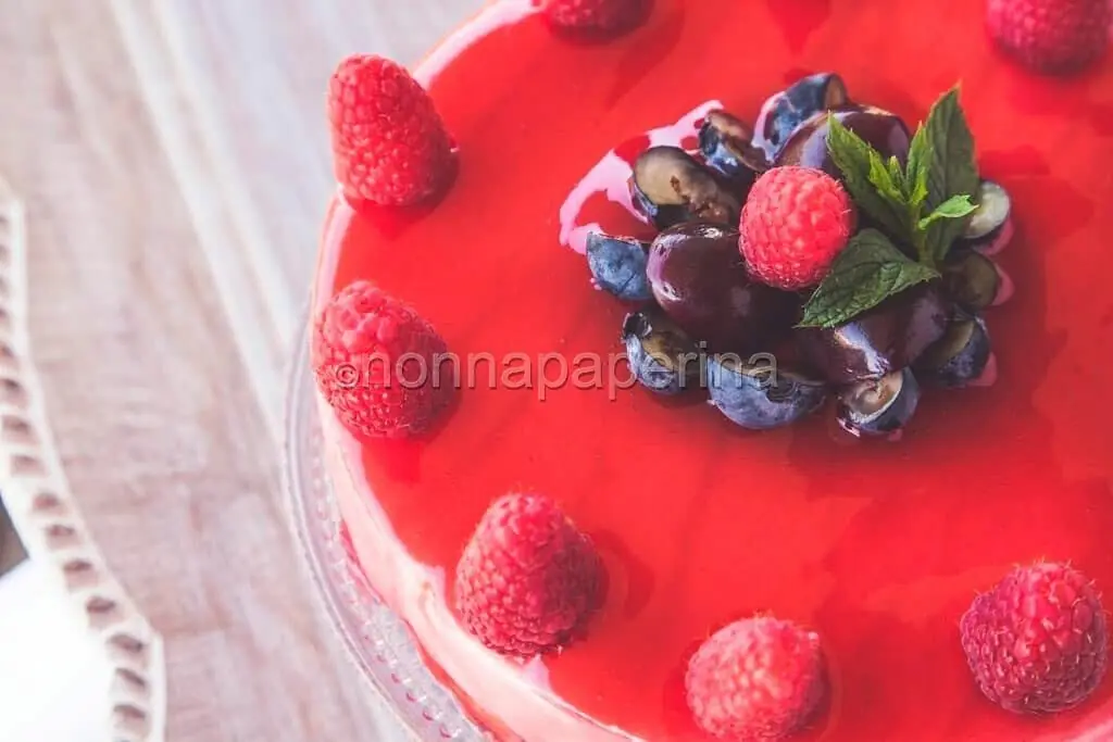 Cheesecake ai frutti di bosco per un dessert da urlo!