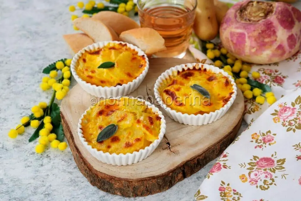 Coloratissima Teglia di rape e patate gratinate allo zafferano