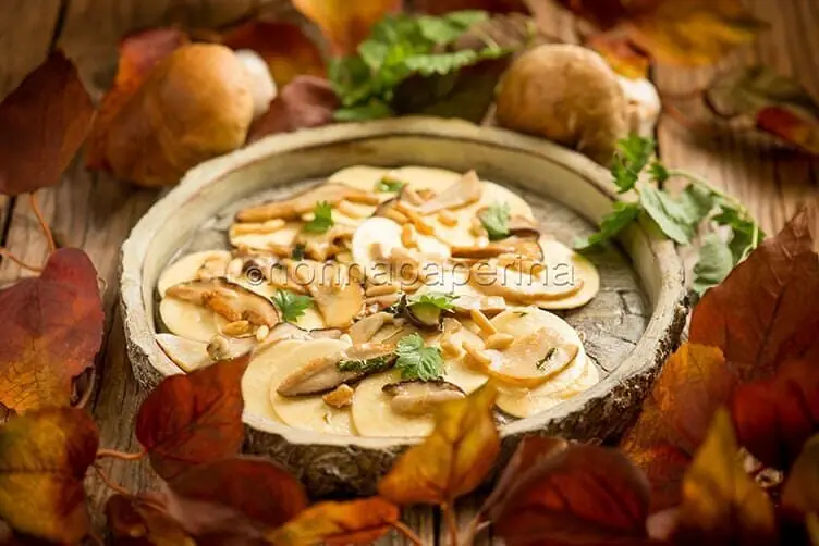 Corzetti con porcini, un primo rustico e raffinato