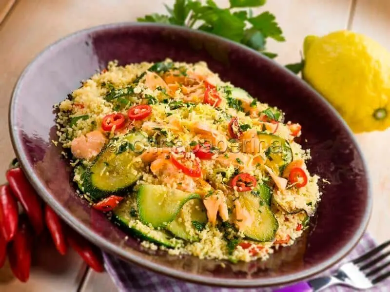 Cous cous di zucchine e salmone affumicato