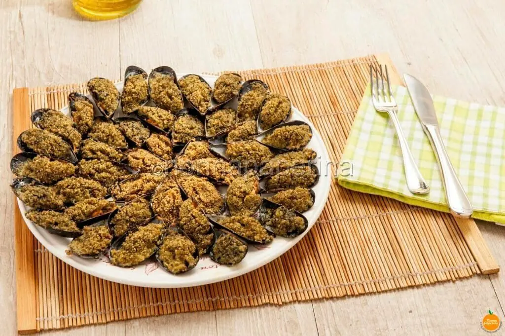 Cozze gratinate, piattino succulento velocissimo
