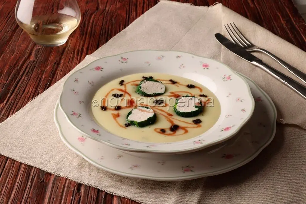 Crema di patate e cavolfiori, piatto elegante e salutare
