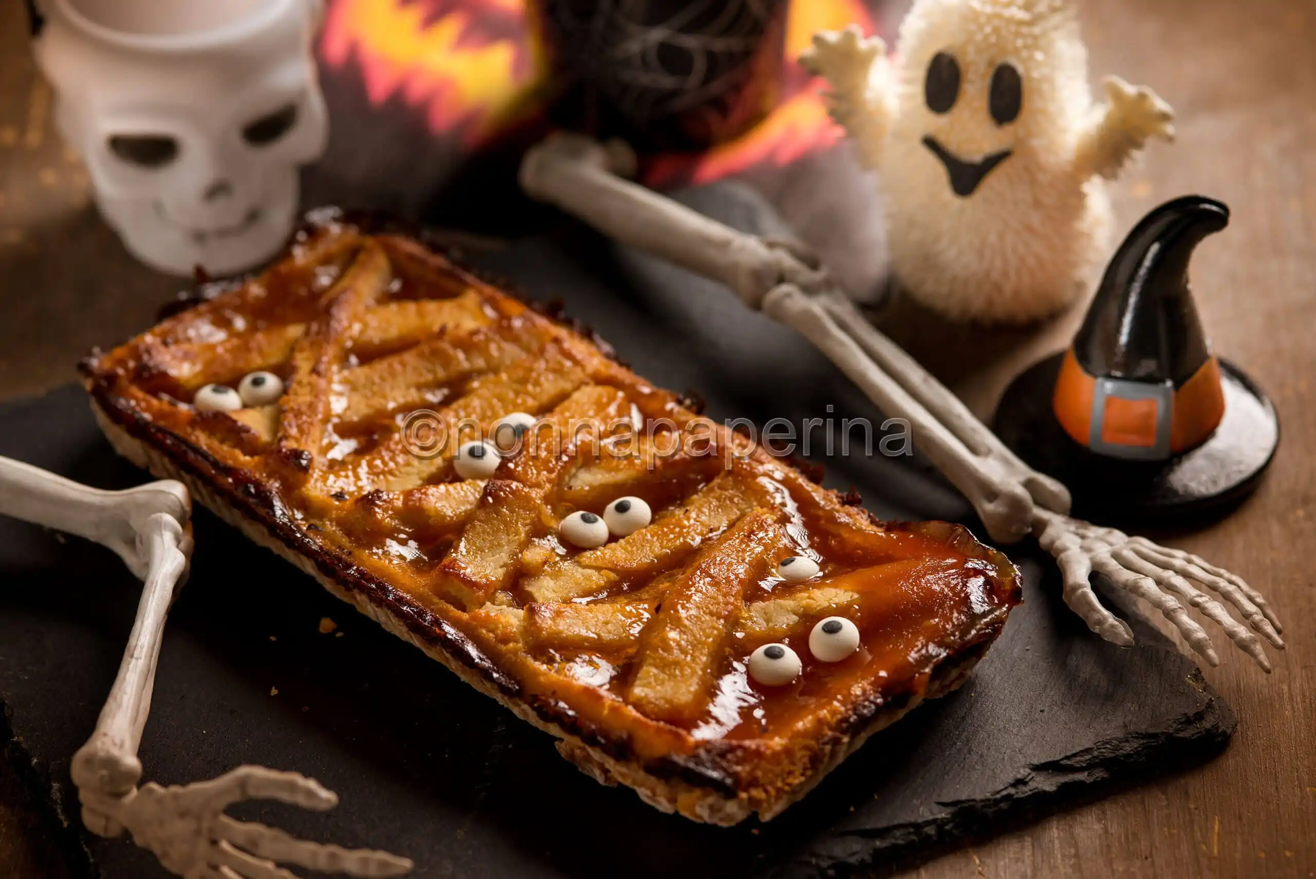 Crostata delle mummie, buona da far paura