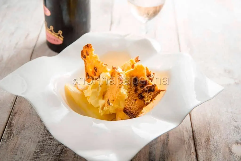 Crostino di panettone con crema di mascarpone