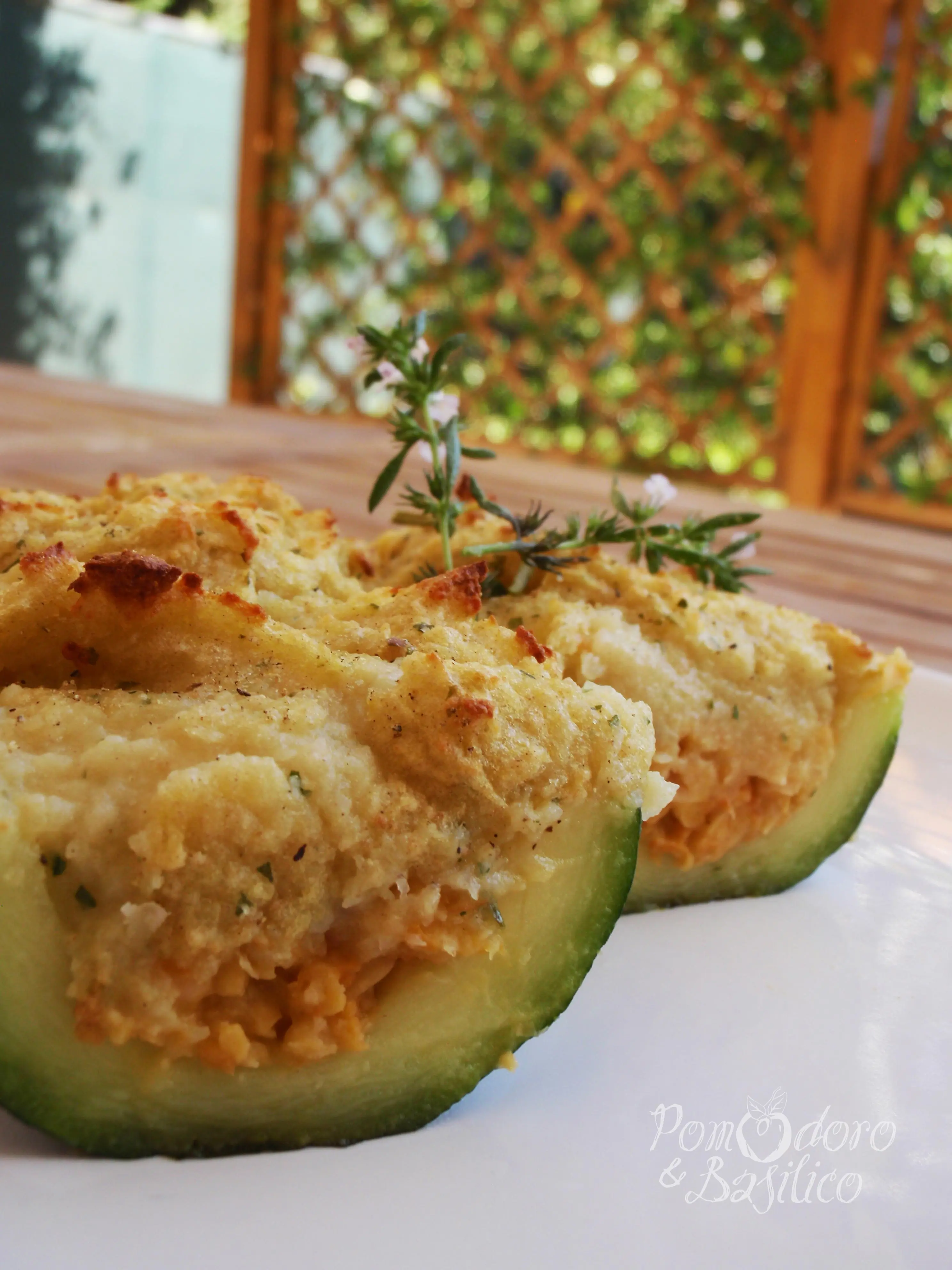 CUCINIAMO ASSIEME – ZUCCHINE RIPIENE DI PATATE E CECI