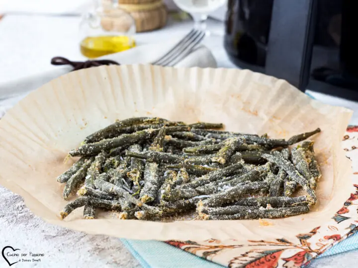 Fagiolini gratinati in friggitrice ad aria