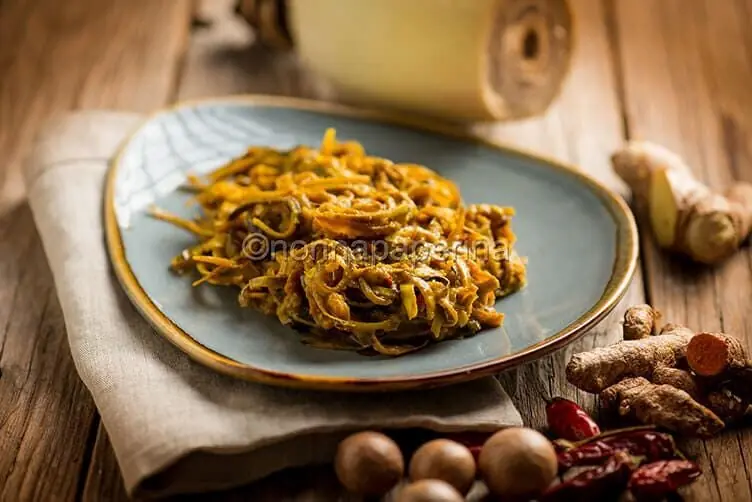 Fiore di banano al curry, un antipasto che non ti aspetti