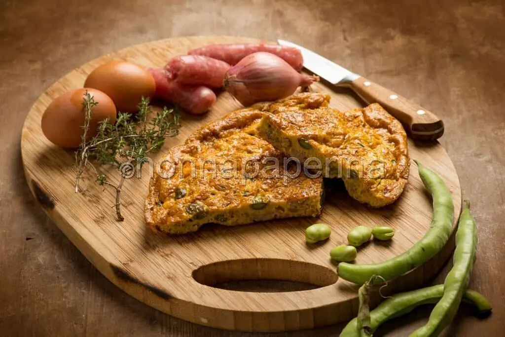 Frittata al forno con fave e salsiccia, semplice e veloce