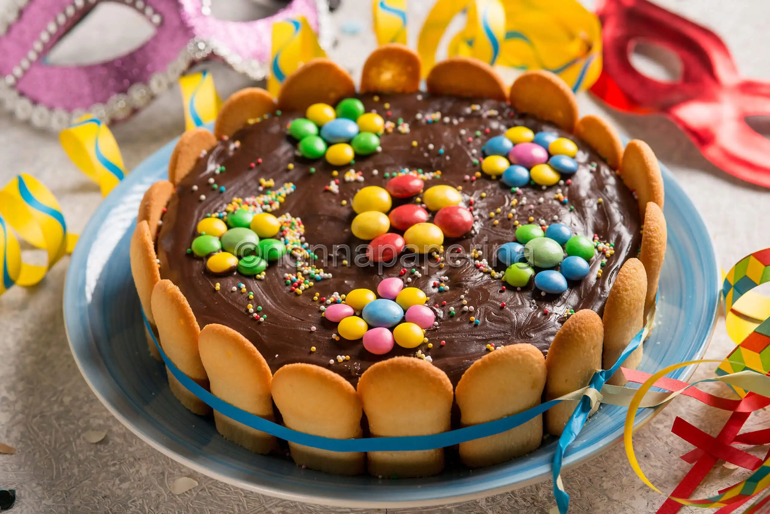 Giardino di cioccolato, una torta sontuosa per il Carnevale