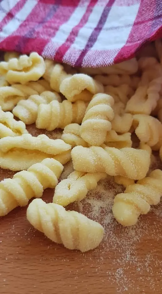 Gnocchetti sardi (malloreddus) – pasta fresca