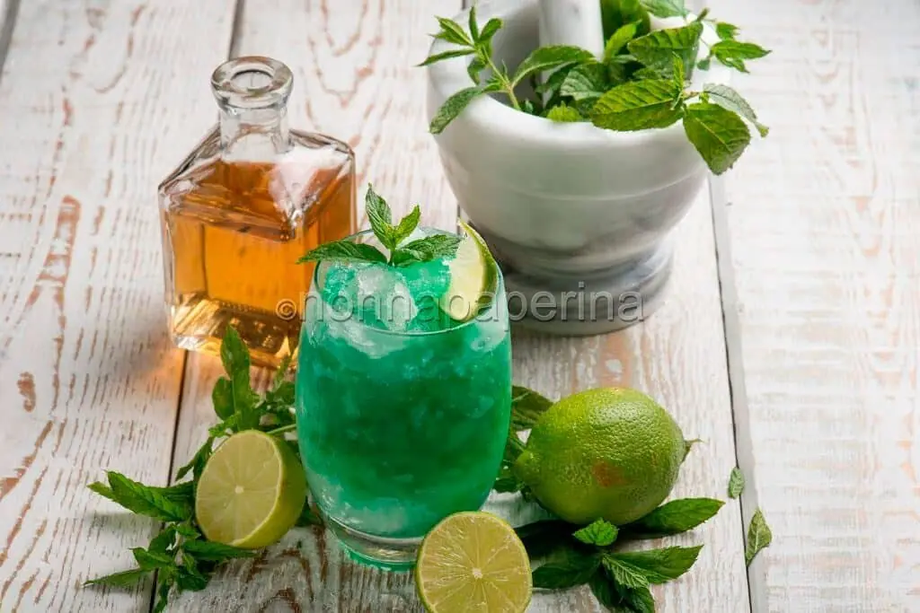 Granita al mojito con lime e menta ed è subito estate