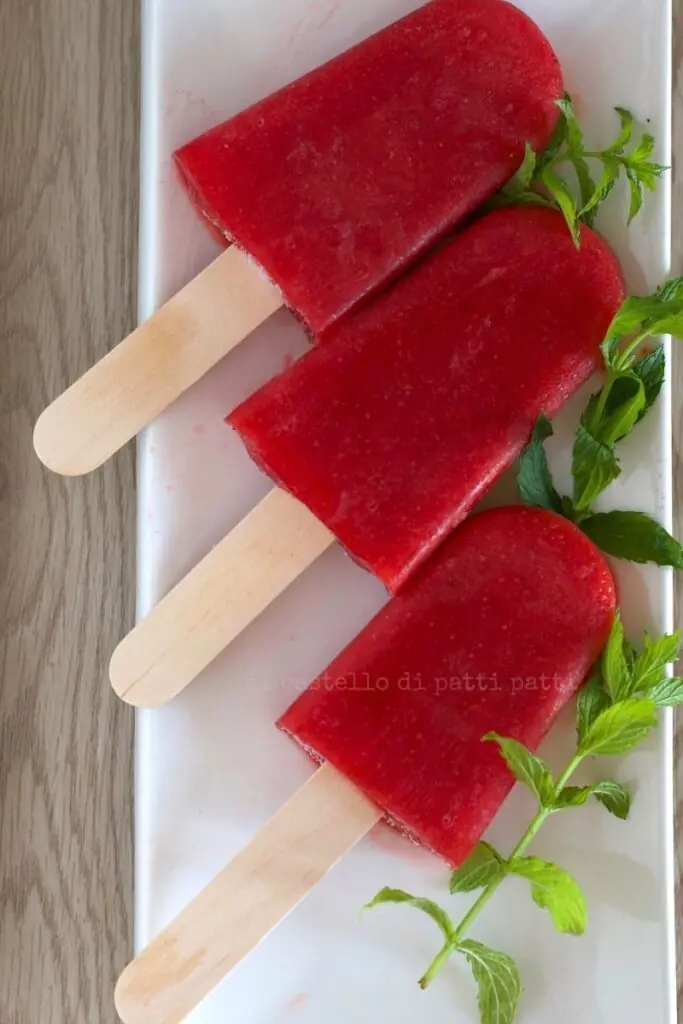 I miei ghiaccioli alla fragola per il club del 27