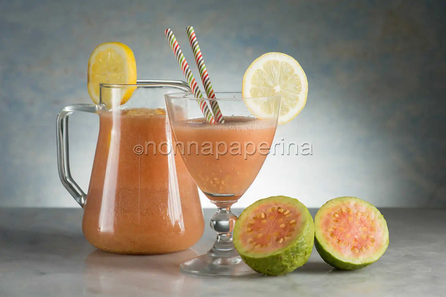 Il Guava possiede molta vitamina A e ed un quantitativo di vitamina C circa 8 volte maggiore rispetto all’arancia