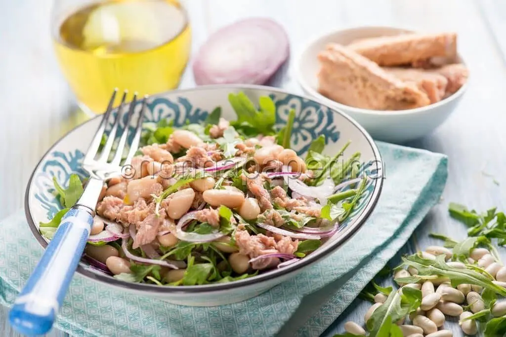 Insalata di cannellini, rucola e tonno