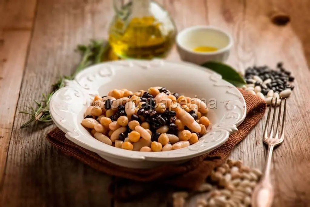 Insalata di legumi