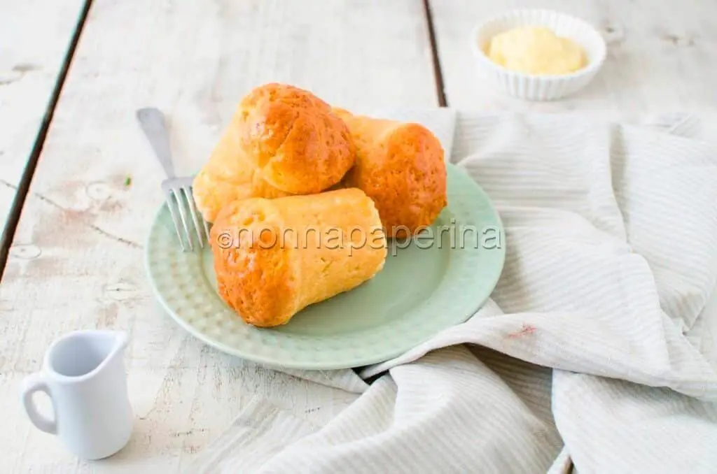 La golosità non ha confini: ricetta dei Babà senza glutine