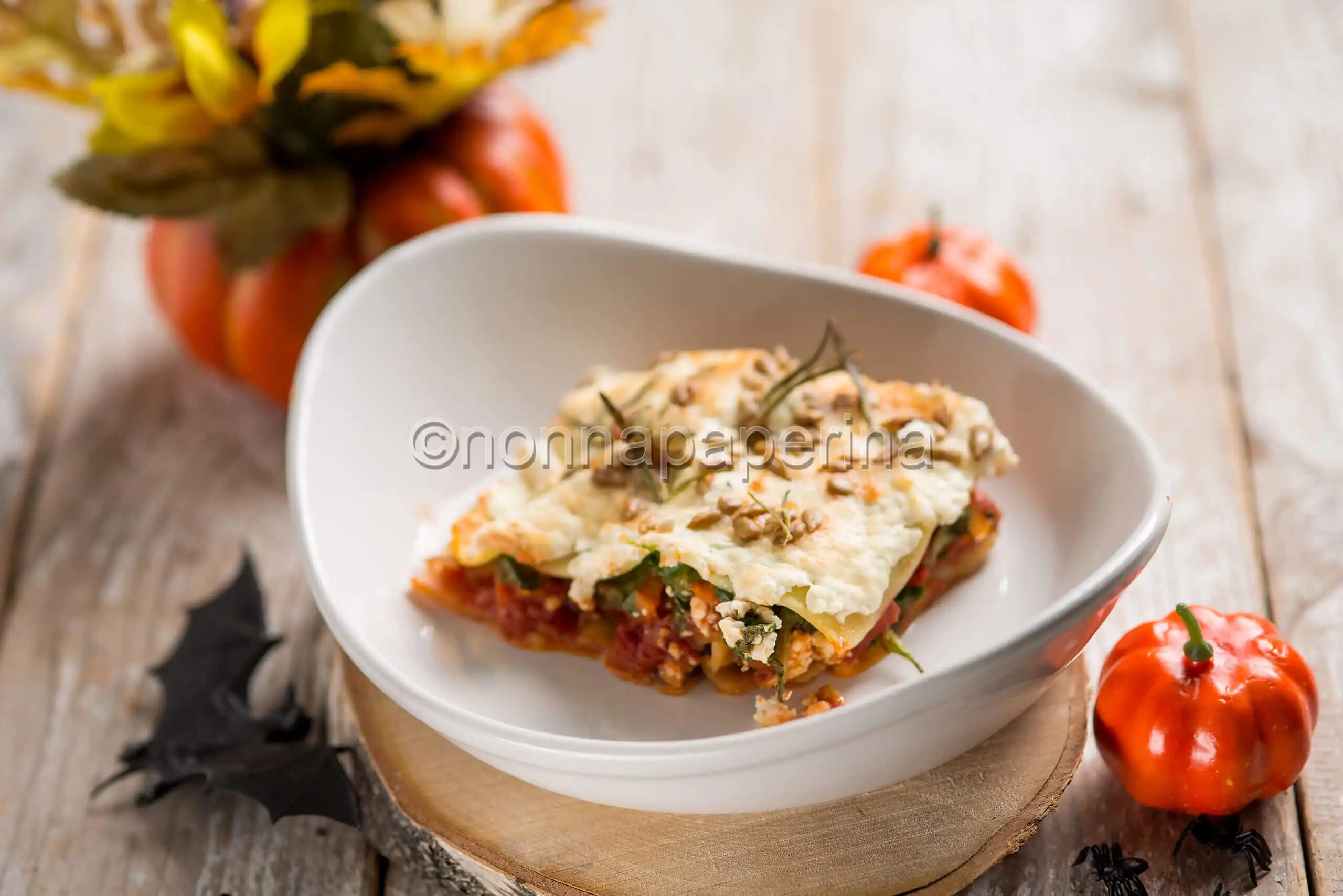 Lasagne alla zucca e fiocchi di latte, una versione per Halloween