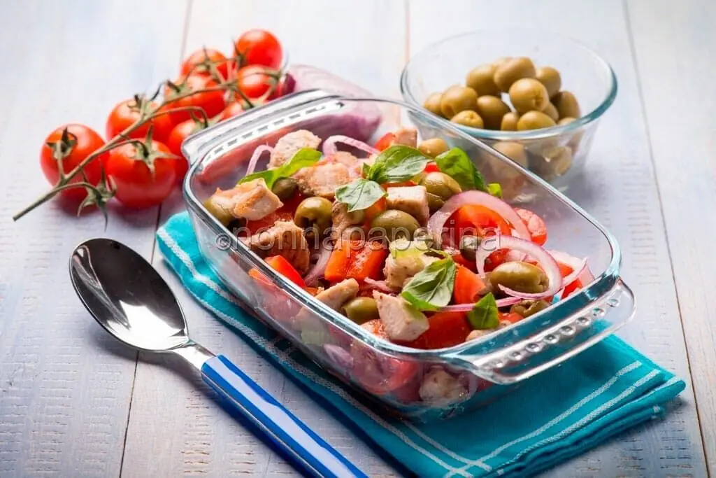 L’insalata di pesce, un gustoso piatto unico