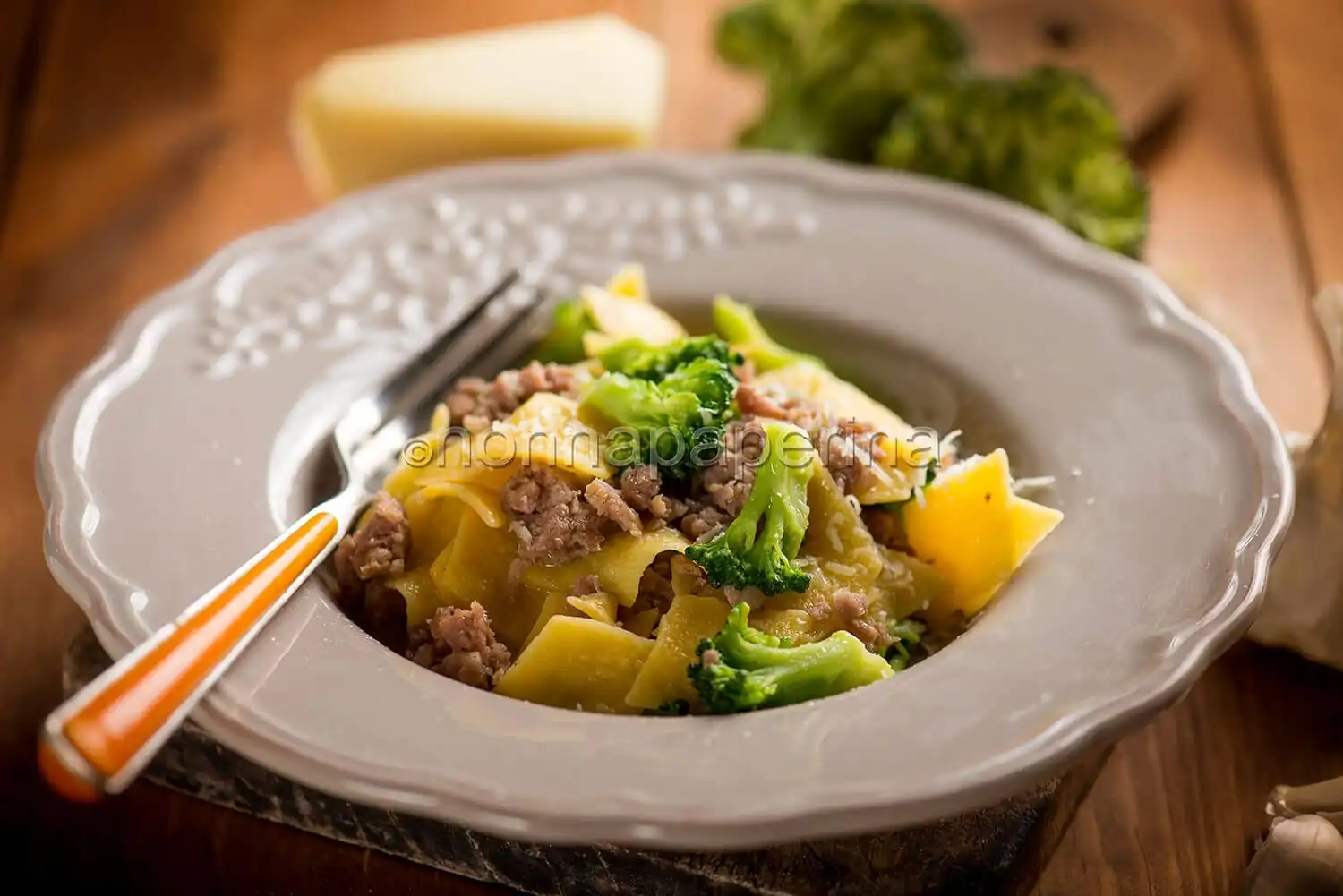 Malfatti con broccoli e salsiccia, un primo sostanzioso
