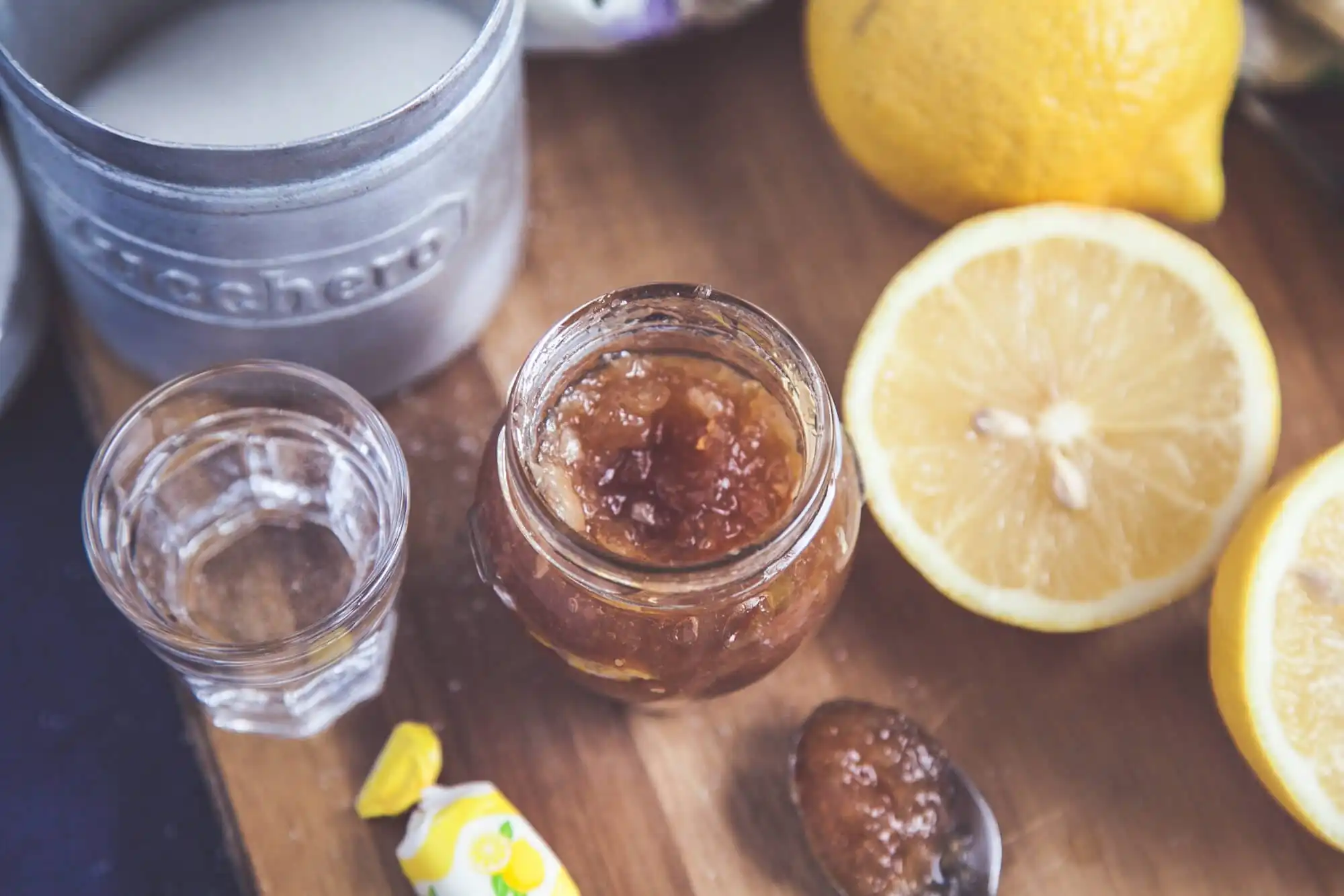 Marmellata di limoni e vodka: un tocco di raffinatezza per la vostra tavola