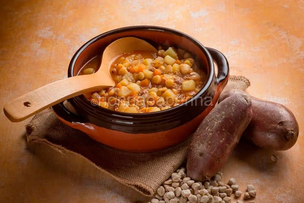 Minestra di cicerchie e patate: vediamo insieme la ricetta! —