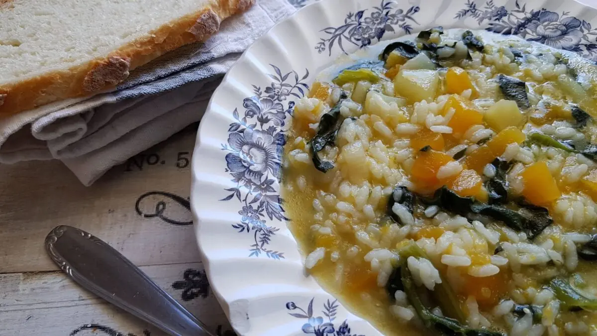 Minestra di riso, zucca e spinaci