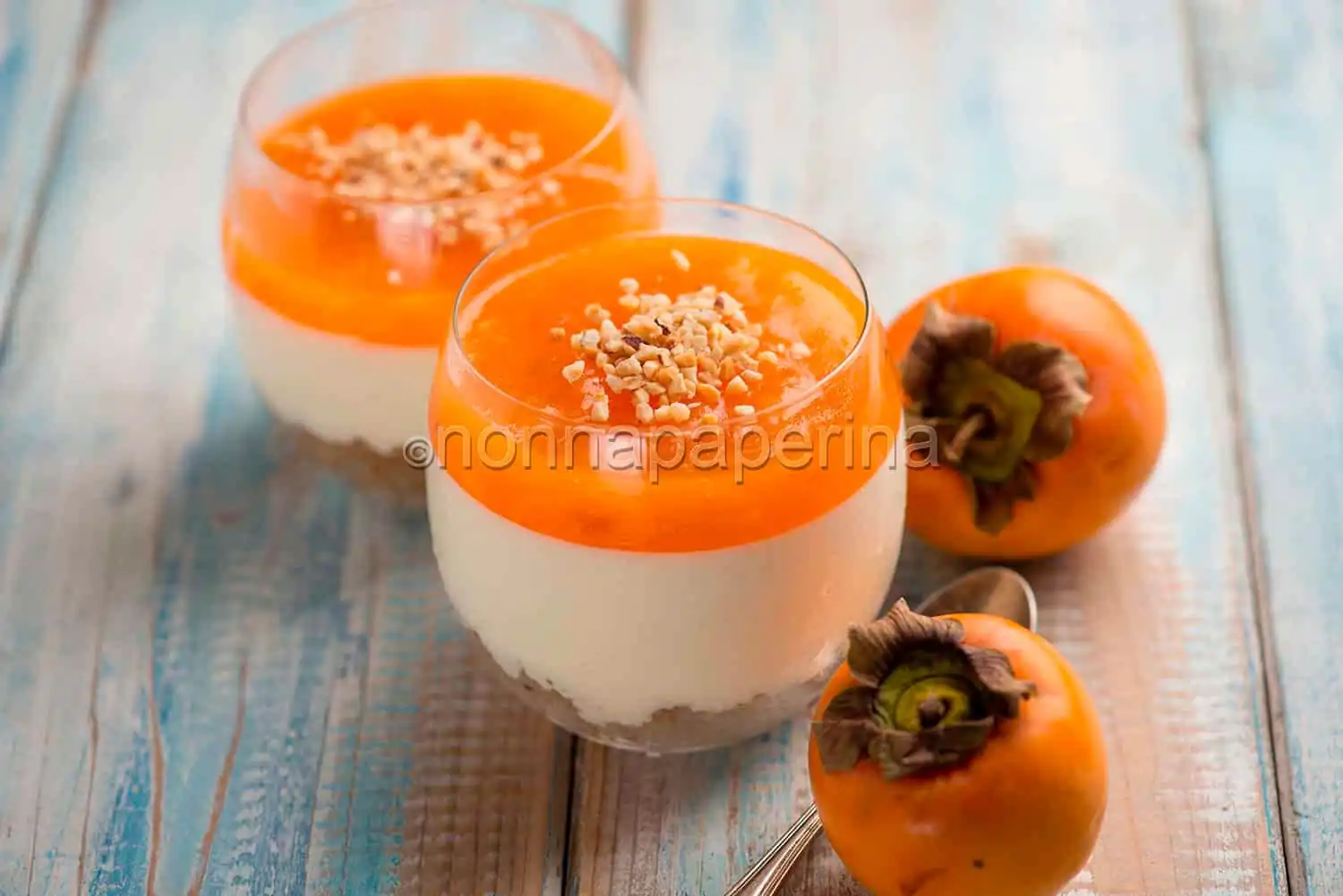 Mini cheesecake ai cachi, una variante perfetta