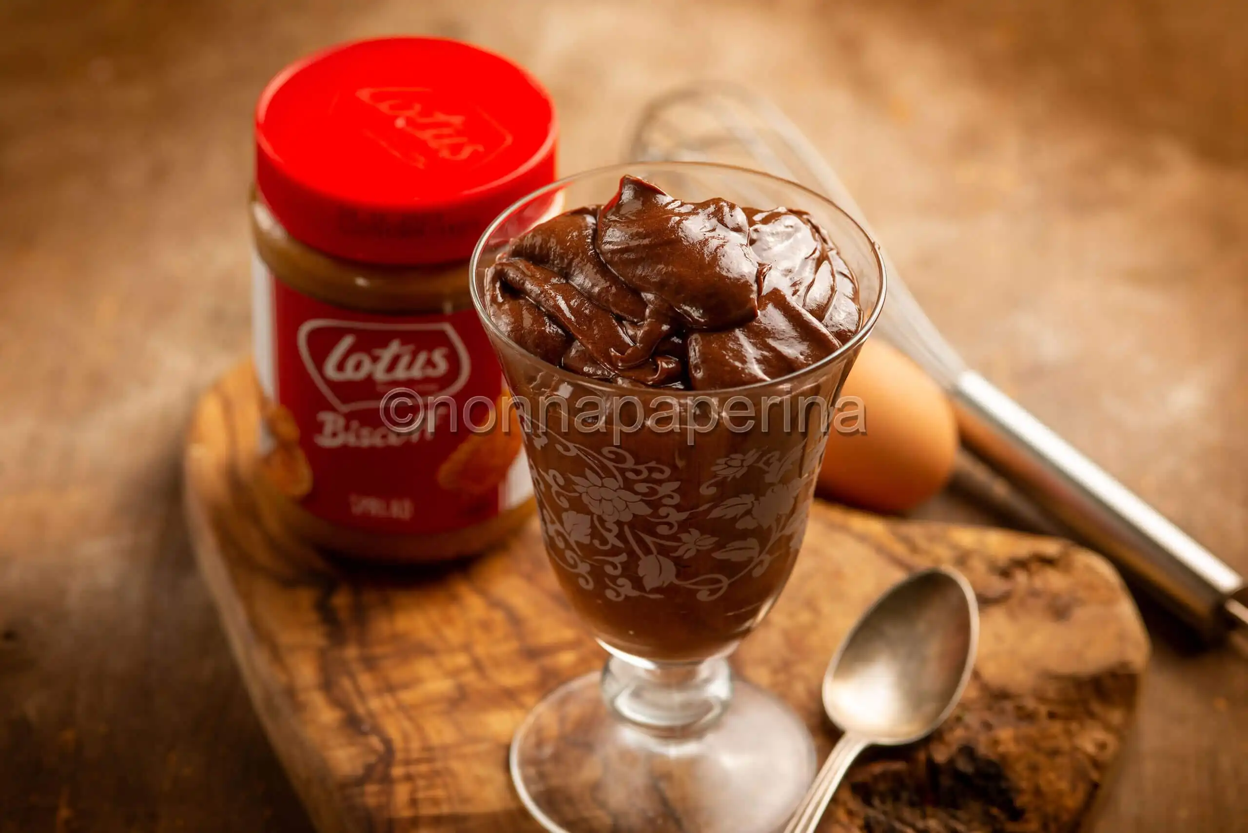Mousse al cioccolato Biscoff, un dessert facile da preparare