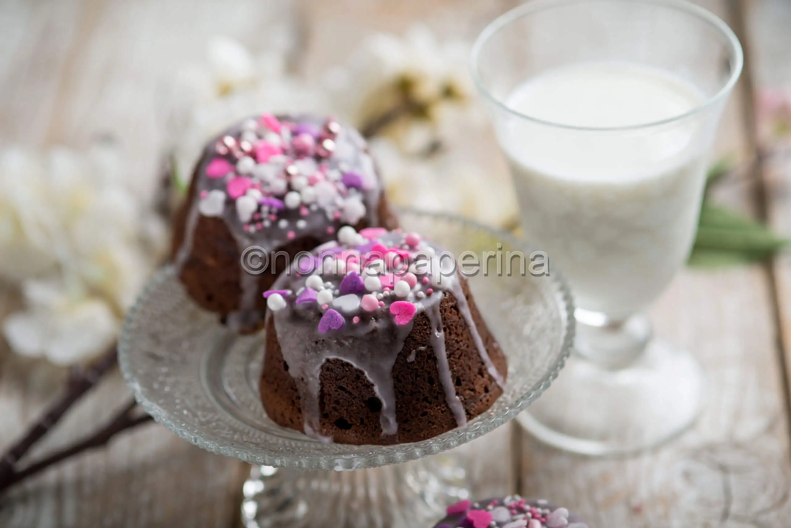 Muffin con glassa al burro, dei dolci morbidi e buoni per la festa della Mamma