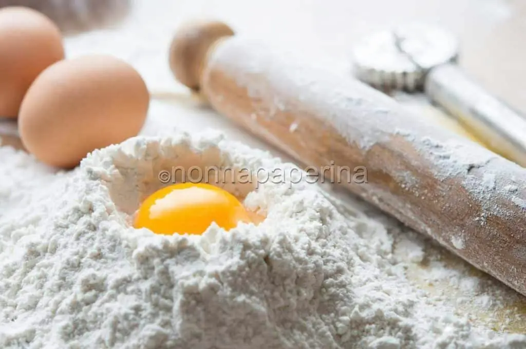 Pasta fresca fatta in casa con farina di canapa