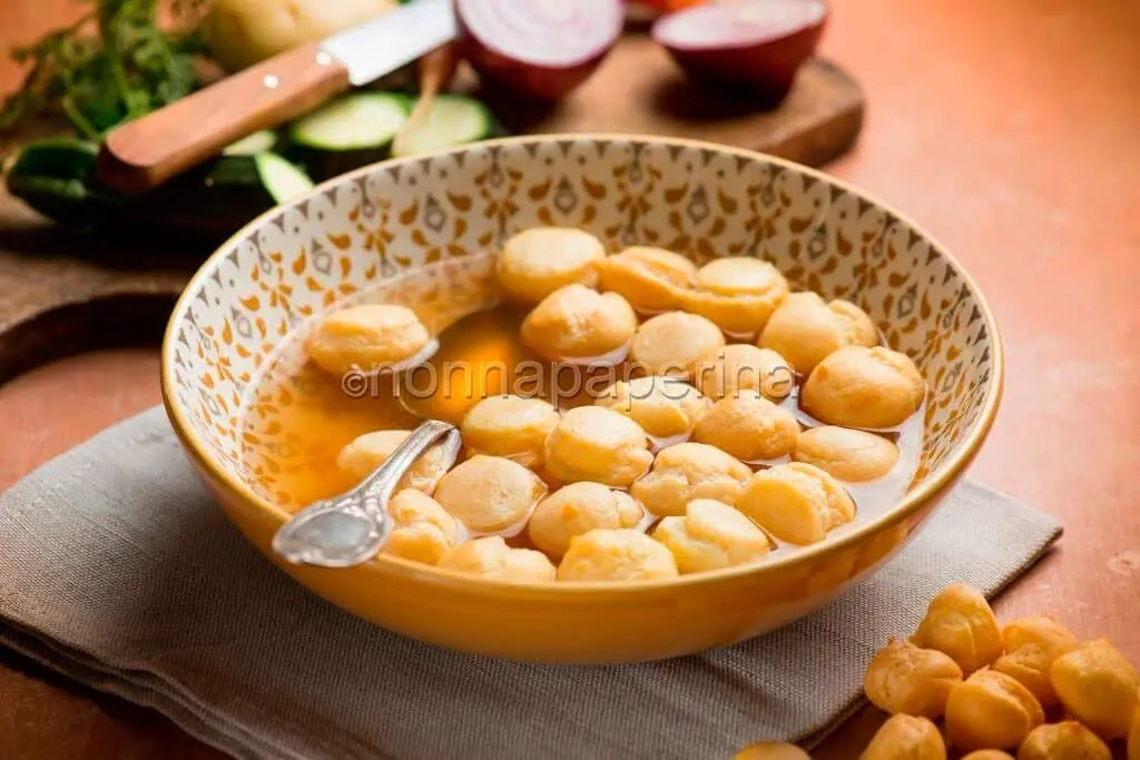 Pasta reale, il piatto dei ricordi con la nonna
