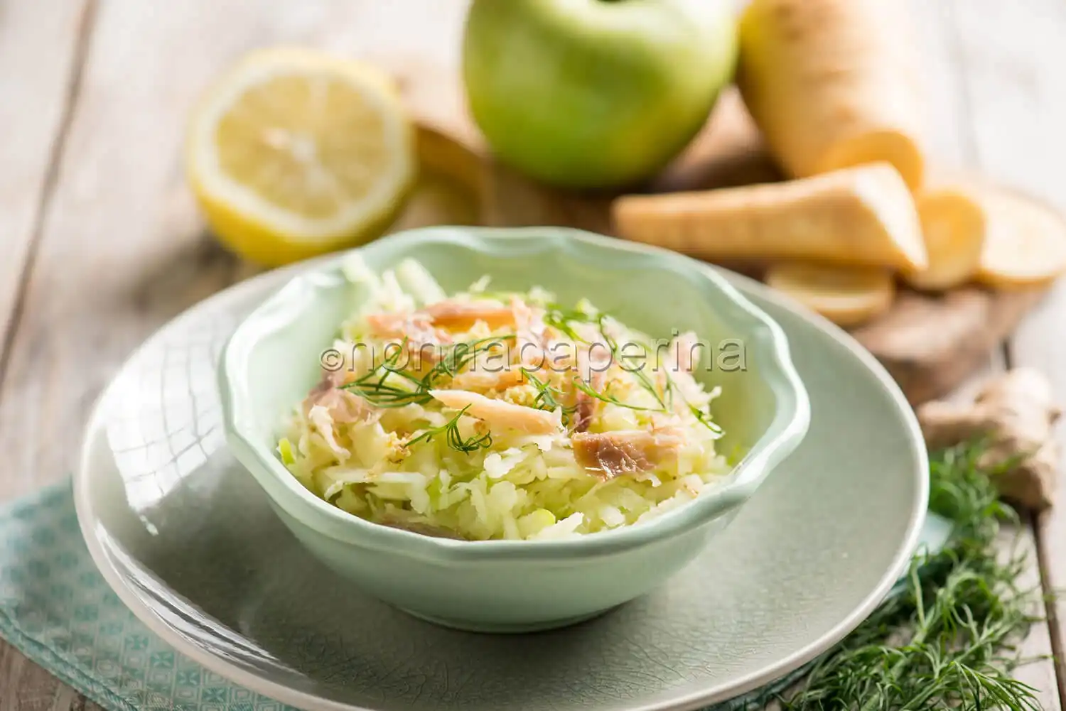 Pastinaca con filetti di aringa, un’insalata rinforzata