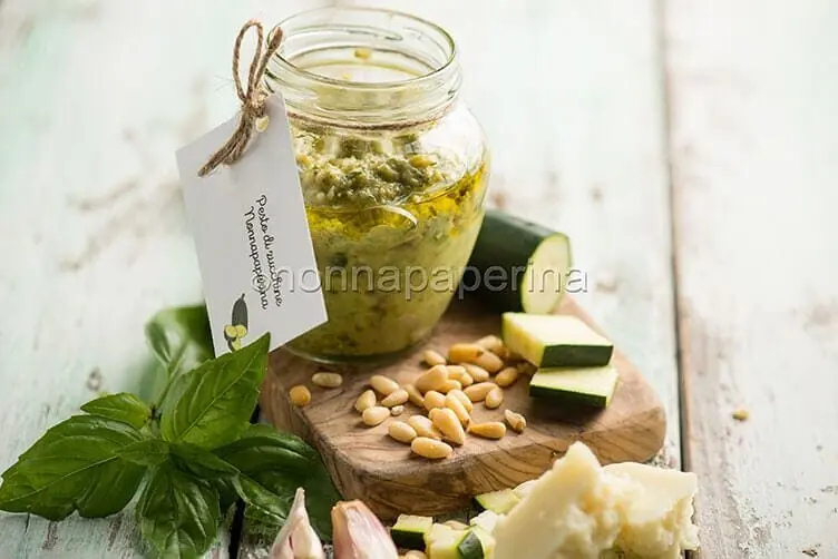 Pesto di zucchine, una variante gustosa e delicata