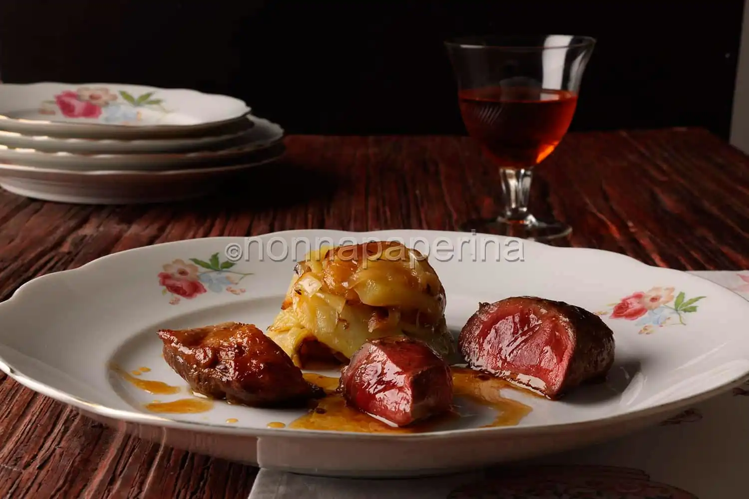 Petti di piccione al Vin Santo, un secondo raffinato