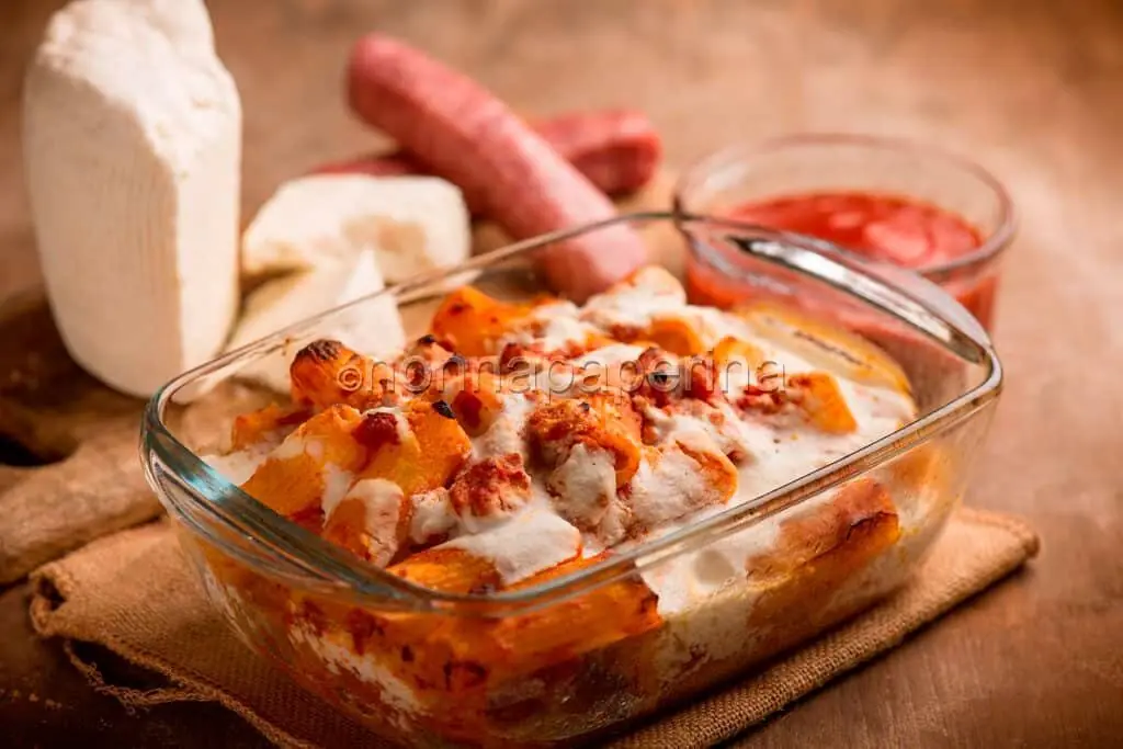 Rigatoni ricotta e salsiccia