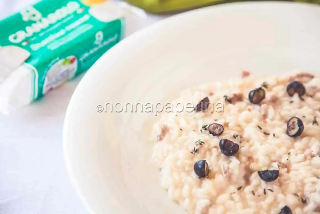 Risotto con mirtilli e stracchino:  la semplicità a tavola!