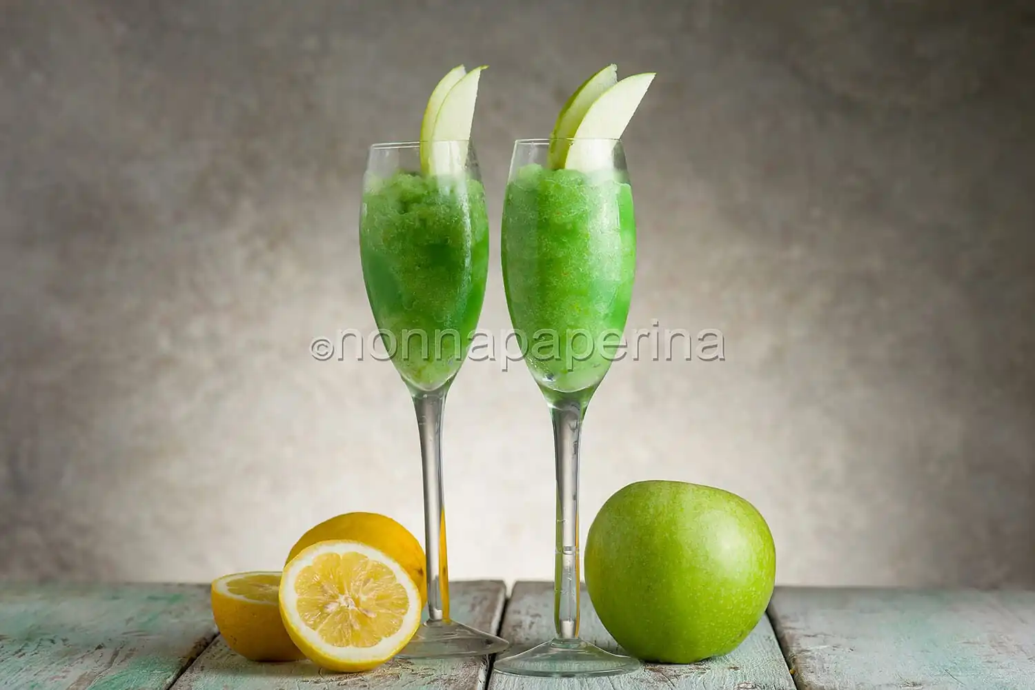 Sorbetto di mela verde, un dessert rinfrescante