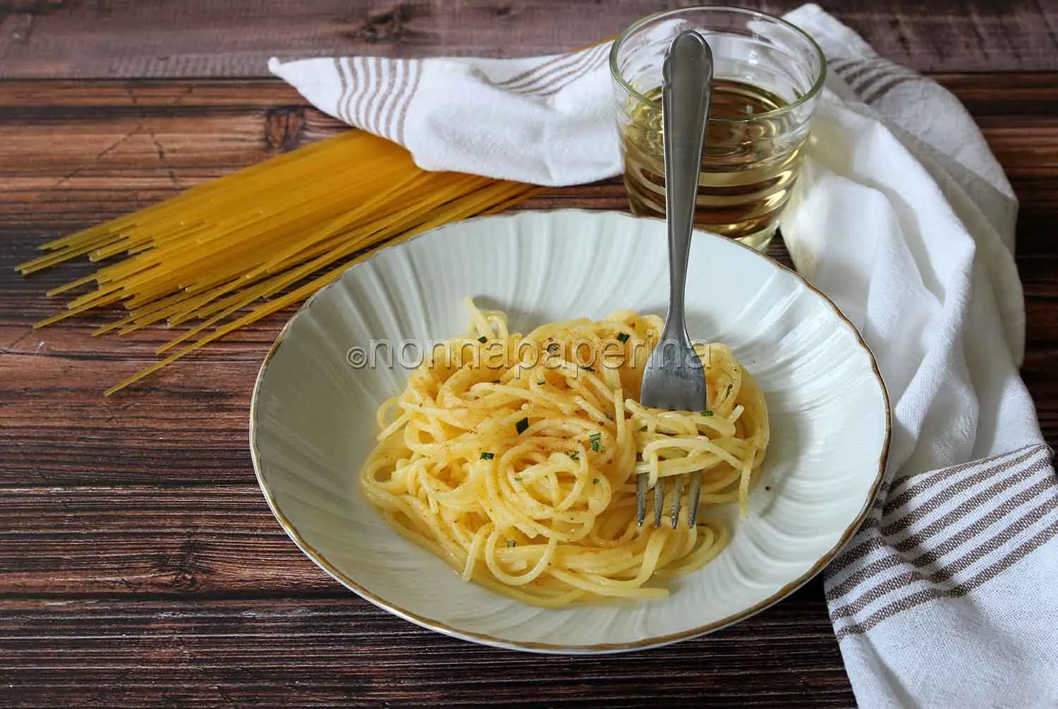 Spaghetti alla bottarga di muggine