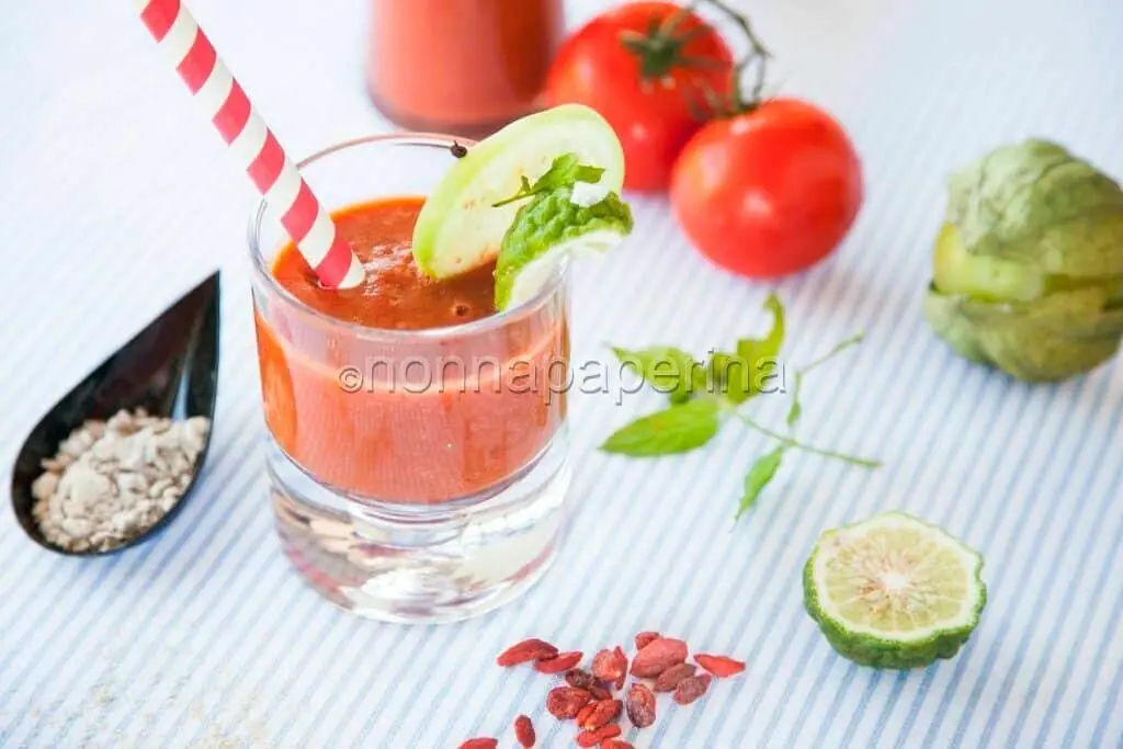 Succo di pomodoro : insolita spremuta di benessere