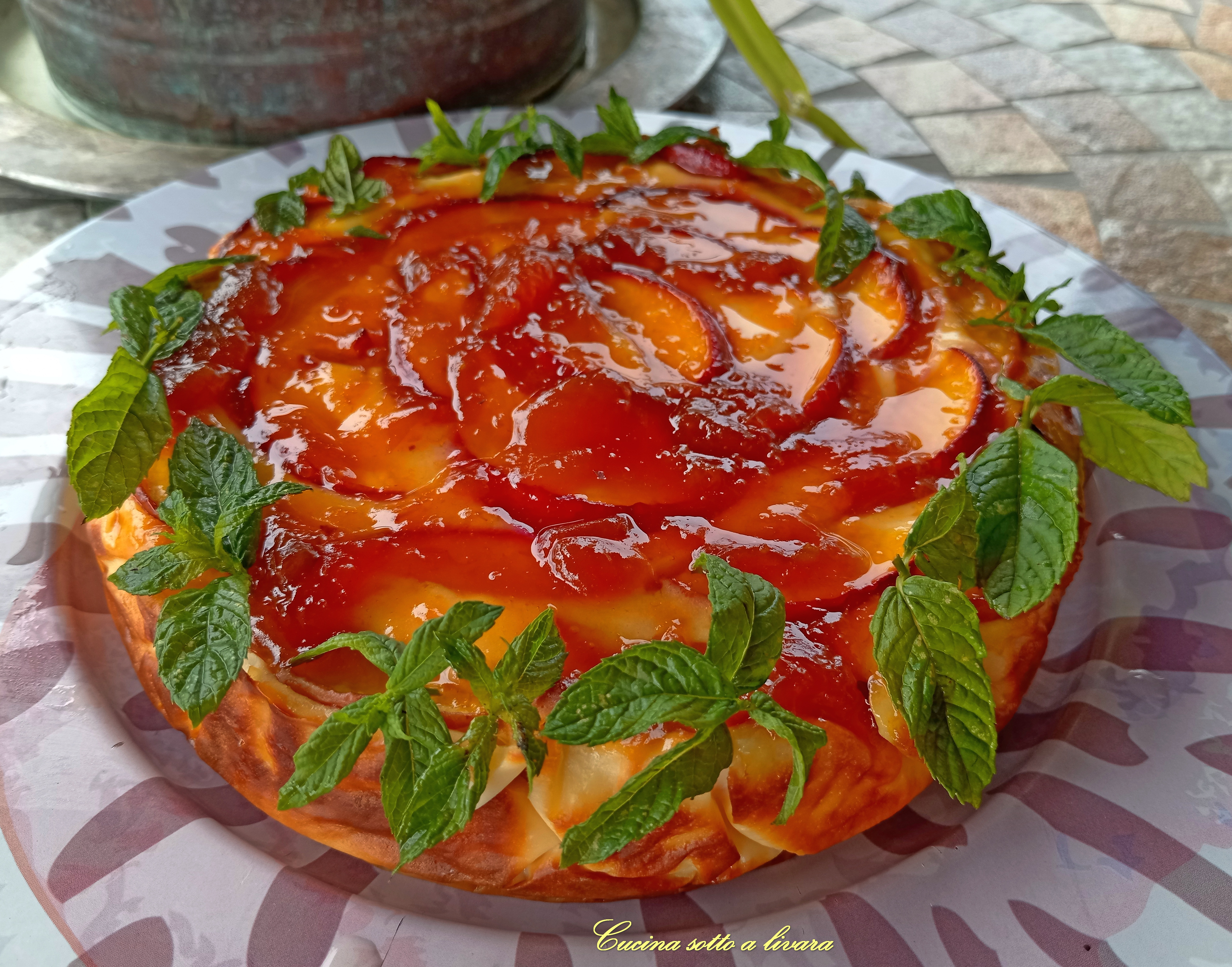 Torta allo yogurt e pesche