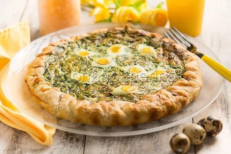 Torta con uova di quaglia e spinacini, una quiche unica