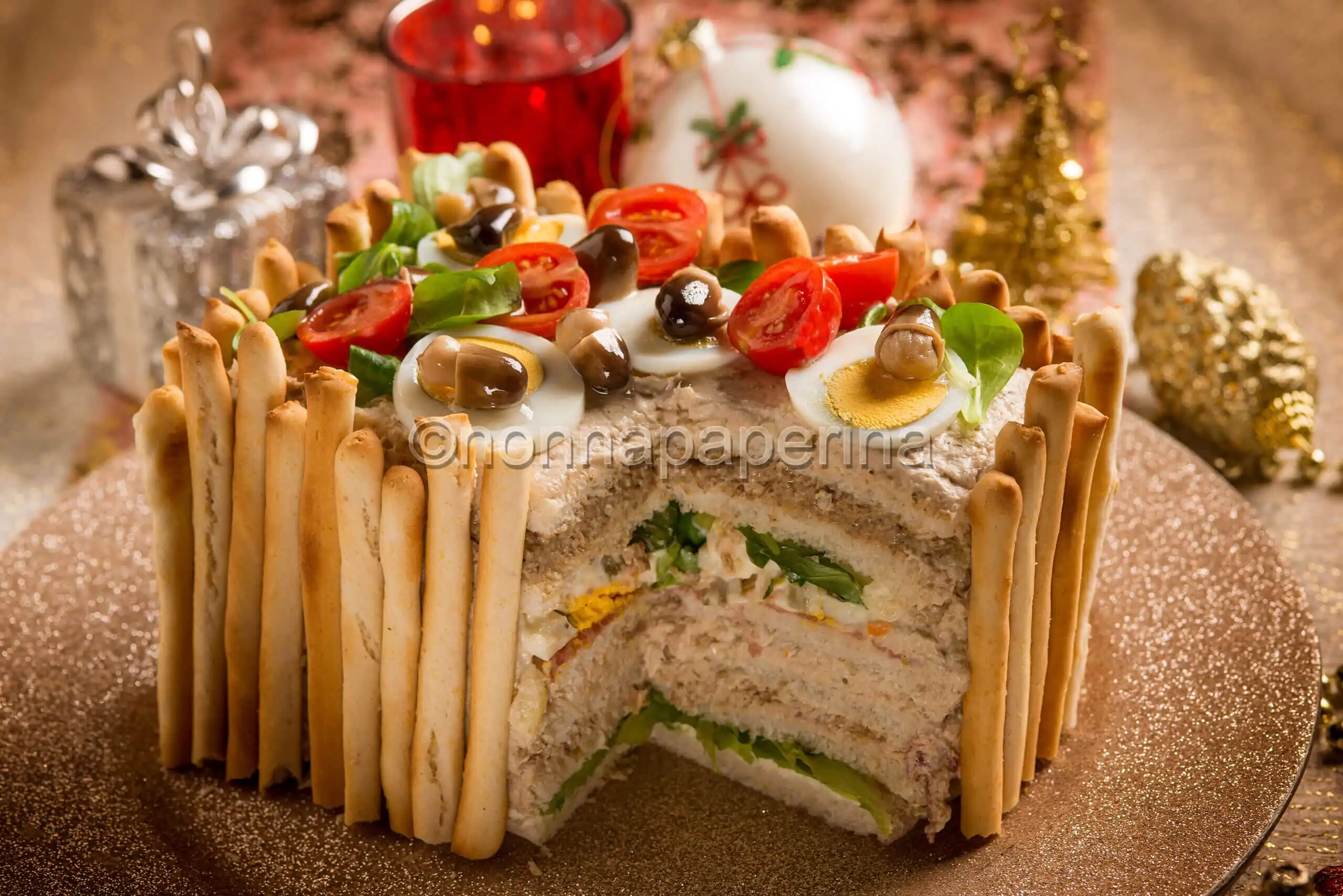 Torta di tramezzini, una simpatica idea per Natale