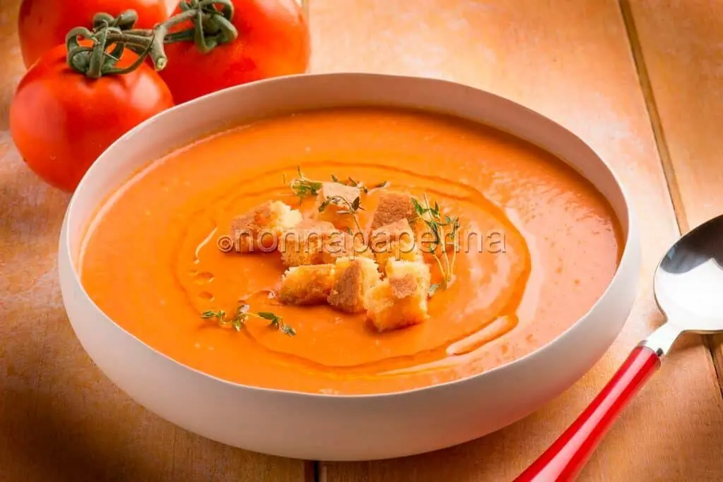 Un pasto delicato? Ecco la vellutata di pomodoro!