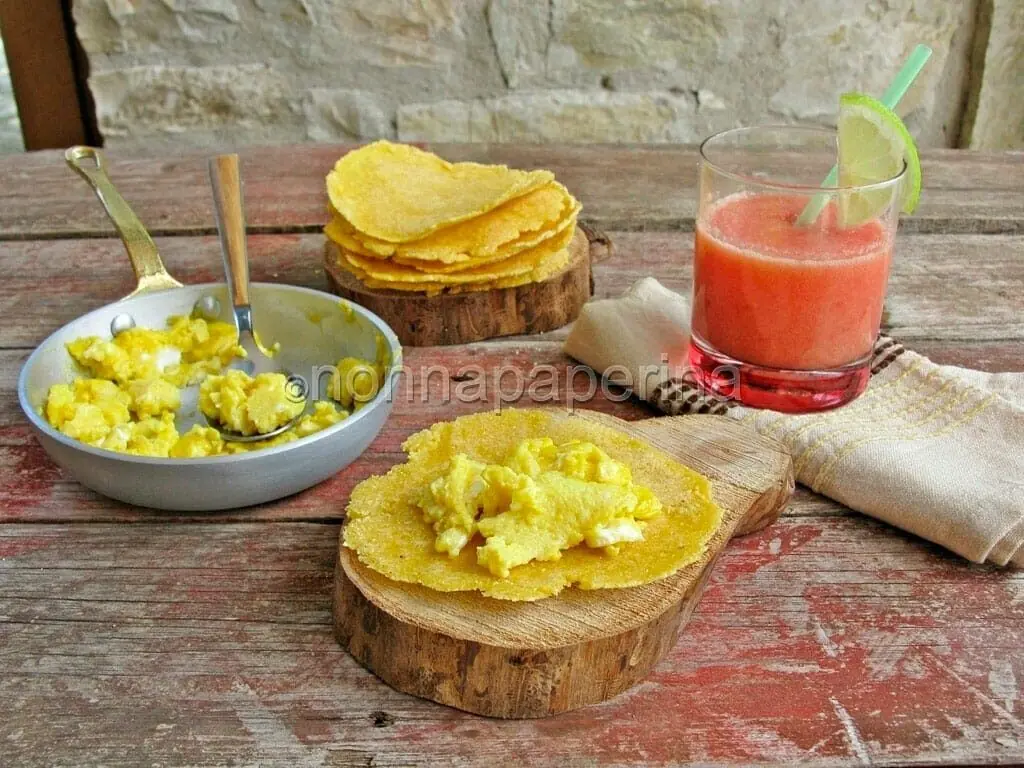 Una colazione originale? Provate le tortillas con uova