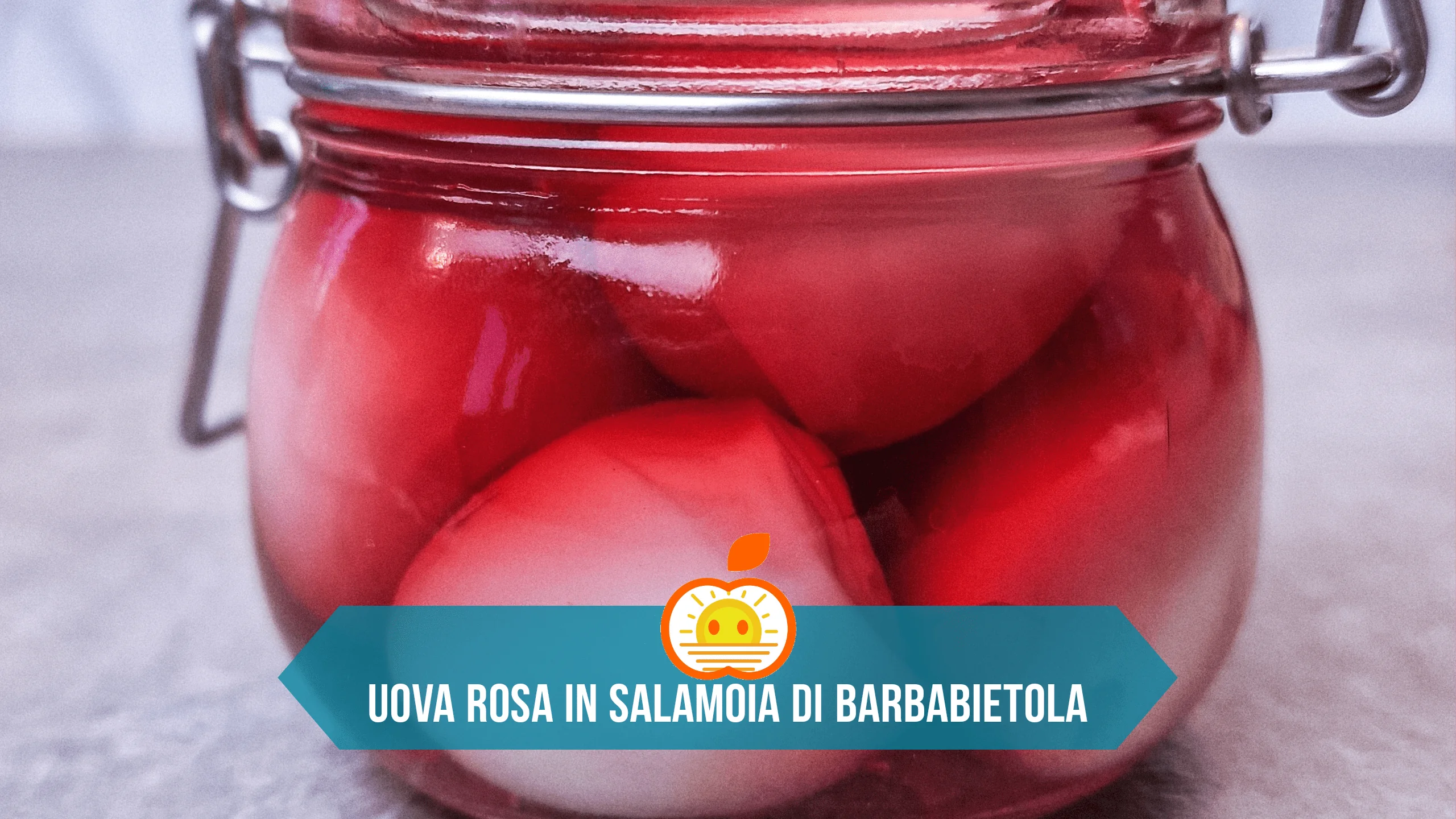 Uova in salamoia di barbabietola