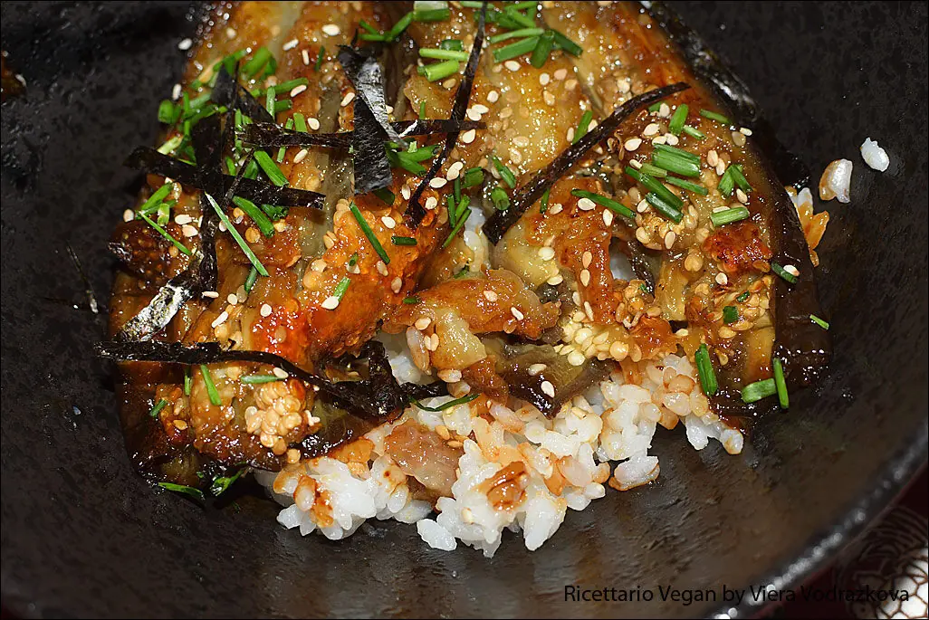 Vegan unagi don con le melanzane senza glutine