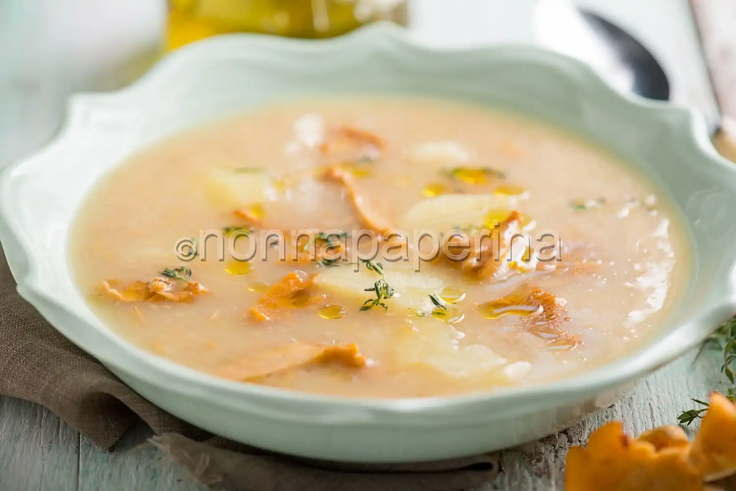 Zuppa con finferli e patate, abbinamento interessante