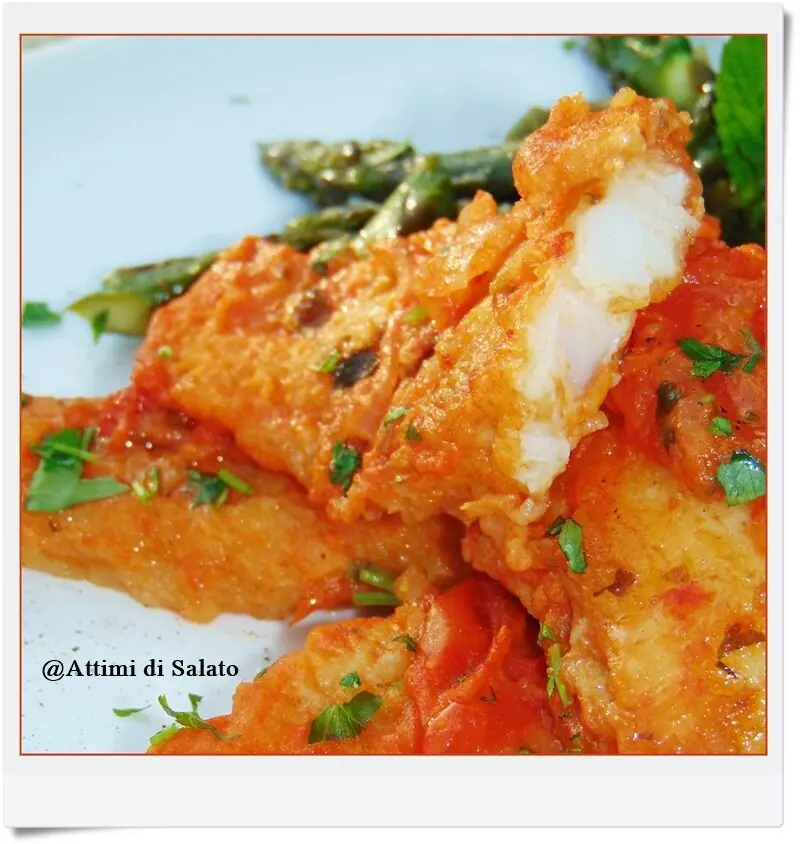 Filetti di pesce persico al pomodoro